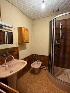 Vouzan. Maison 159 m² avec garages et dépendances 