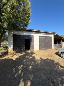 Cellefrouin. Maison 135 m² avec garage et véranda sur terrain de 12775 m²