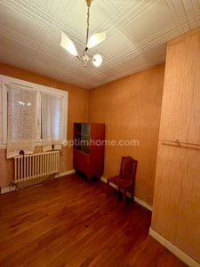 Soyaux. Maison mitoyenne de  110 m² avec garage et jardin 