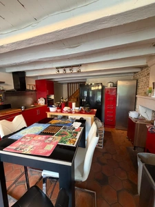 Mornac. Maison 191 m² avec garage et terrain 
