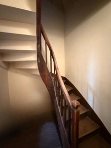 La Rochefoucauld. Immeuble avec magasin et appartement 