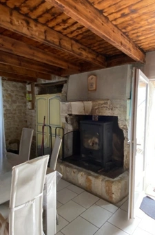 Pranzac. Maison d'habitation 98 m² avec carport et jardin 