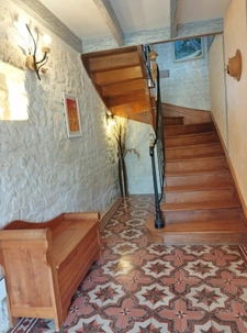 Charente, exceptionnelle ! A 10mn de La Rochefoucauld, maison 206 m², pièce de vie 70 m², grange, terrain clos 3602m²