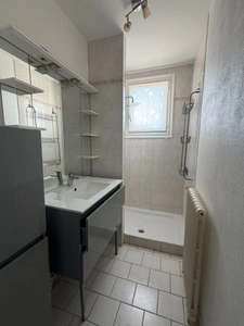 Soyaux. Maison mitoyenne de 102 m² avec garage et jardin 