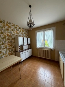 Champniers. Maison 158 m² avec garage indépendant 
