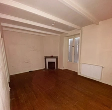 Bunzac. Maison 82 m² avec cave 