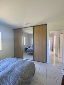 Voeuil et Giget. Maison 233 m² avec garage, piscine et jardin 