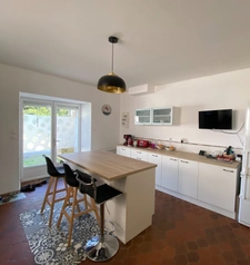 Maison 131 m² avec jardin et grange / garage