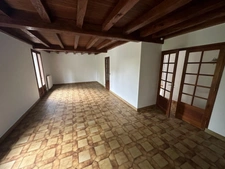 Angoulême . Maison 128 m² avec sous-sol sur terrain clos de 3878 m²