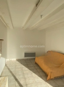 Bunzac - Maison en pierre de 121 m² avec dépendances et jardin 