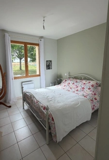 Brie. Maison 90 m² avec garage et jardin 