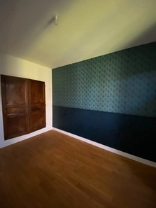 Angoulême . Maison 128 m² avec sous-sol semi enterré