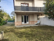  Grande villa pour 2 appartements en location à GRIGNY-SUR-RHONE 
