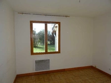 A VERNEUIL SUR VIENNE MAISON DE PLAIN PIED DE 95 M² 3 BELLES CHAMBRES SUR 1509 M² DE TERRAIN