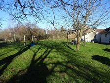 SUR LE SECTEUR DE FIRBEIX EN DORDOGNE A 40 MINUTES SUD DE LIMOGES TRES BELLE PROPRIETE SUR 8095 M² DE TERRAIN
