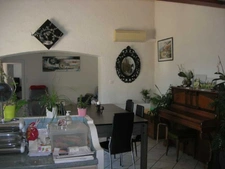 A 8 MINUTES DE LIMOGES SECTEUR ISLE MAGNIFIQUE MAISON PIERRE DE 159 M² 4 CHAMBRES PLUS UN CHALET ET UNE DEPENDANCE 