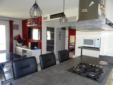 A LIMOGES SECTEUR OUEST VALADON BEL APPARTEMENT F3 D'ENVIRON 52 M² SANS TRAVAUX AU REZ DE CHAUSSEE AVEC DEUX CHAMBRE