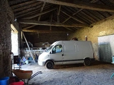 SUR LE SECTEUR DE FIRBEIX EN DORDOGNE A 40 MINUTES SUD DE LIMOGES TRES BELLE PROPRIETE SUR 8095 M² DE TERRAIN