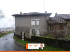 SECTEUR DOURNAZAC DANS UN VILLAGE MAISON 3 CHAMBRES A RENOVER EN TOTALITE AVEC GRANGES NON ATTENANTES