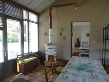 SECTEUR SAINT HILAIRE LES PLACES PROCHE DE NEXON EN HAUTE VIENNE MAGNIFIQUE MANOIR DU 17EME DE 280 M² HABITABLES SUR 17862 M² DE TERRAIN AVEC UN ETANG DE 6000 M² ET PISCINE