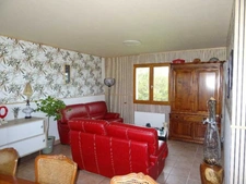 NEUVIC ENTIER A 20 MINUTES EST DE LIMOGES MAISON SUR SOUS SOL SEMI ENTERRE 4 CHAMBRES SUR UN TERRAIN DE 3000 M²
