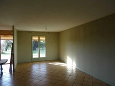 A VERNEUIL SUR VIENNE MAISON DE PLAIN PIED DE 95 M² 3 BELLES CHAMBRES SUR 1509 M² DE TERRAIN