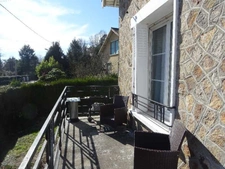 A ROCHECHOUART (87) BELLE MAISON PIERRE D'ENVIRON 127 M² HABITABLES 4 CHAMBRES SUR UN TERRAIN DE 2000 M²