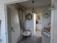 LIMOGES BEL APPARTEMENT DE 88 M² AU 4ème ETAGE AVEC ASCENCEUR 3 CHAMBRES SANS TRAVAUX PLUS CAVE ET PARKING EN SOUS SOL
