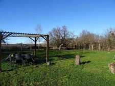 SUR LE SECTEUR DE FIRBEIX EN DORDOGNE A 40 MINUTES SUD DE LIMOGES TRES BELLE PROPRIETE SUR 8095 M² DE TERRAIN