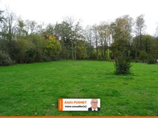 SECTEUR SAINT JUNIEN A LA CAMPAGNE BEAU TERRAIN PLAT DE 2422 M² 