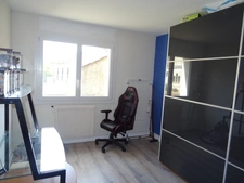A LIMOGES SECTEUR OUEST VALADON BEL APPARTEMENT F3 D'ENVIRON 52 M² SANS TRAVAUX AU REZ DE CHAUSSEE AVEC DEUX CHAMBRE