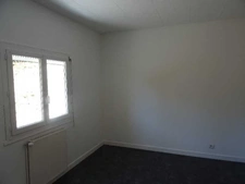 SECTEUR SAINT JOUVENT TRES BELLE MAISON REFAITE A NEUF AVEC ISOLATION PAR L'EXTERIEUR 3 CHAMBRE PLUS 1 APPARTEMENT T1