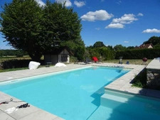 A COUZEIX MAGNIFIQUE LONGERE REFAITE A NEUF DE 364 M² HABITABLES AVEC PISCINE SANS VIS A VIS 5 CHAMBRES ETC...