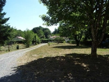 SECTEUR SAINT JOUVENT TRES BELLE MAISON REFAITE A NEUF AVEC ISOLATION PAR L'EXTERIEUR 3 CHAMBRE PLUS 1 APPARTEMENT T1