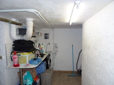 LIMOGES NORD BELLE MAISON MITOYENNE DES DEUX COTES SANS TRAVAUX 3/4 CHAMBRES CUISINE EQUIPEE PLUS UNE VERANDA