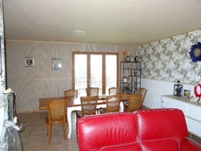 NEUVIC ENTIER A 20 MINUTES EST DE LIMOGES MAISON SUR SOUS SOL SEMI ENTERRE 4 CHAMBRES SUR UN TERRAIN DE 3000 M²