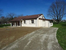A VERNEUIL SUR VIENNE MAISON DE PLAIN PIED DE 95 M² 3 BELLES CHAMBRES SUR 1509 M² DE TERRAIN