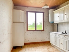 A VERNEUIL SUR VIENNE MAISON DE PLAIN PIED DE 95 M² 3 BELLES CHAMBRES SUR 1509 M² DE TERRAIN