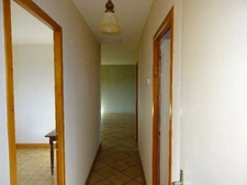 A VERNEUIL SUR VIENNE MAISON DE PLAIN PIED DE 95 M² 3 BELLES CHAMBRES SUR 1509 M² DE TERRAIN