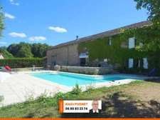 A COUZEIX MAGNIFIQUE LONGERE REFAITE A NEUF DE 364 M² HABITABLES AVEC PISCINE SANS VIS A VIS 5 CHAMBRES ETC...