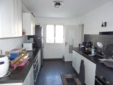 LIMOGES NORD BELLE MAISON MITOYENNE DES DEUX COTES SANS TRAVAUX 3/4 CHAMBRES CUISINE EQUIPEE PLUS UNE VERANDA
