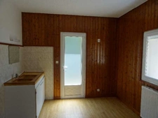 SECTEUR SAINT JOUVENT TRES BELLE MAISON REFAITE A NEUF AVEC ISOLATION PAR L'EXTERIEUR 3 CHAMBRE PLUS 1 APPARTEMENT T1