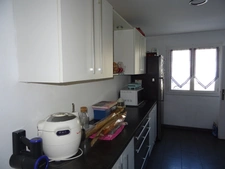 LIMOGES NORD BELLE MAISON MITOYENNE DES DEUX COTES SANS TRAVAUX 3/4 CHAMBRES CUISINE EQUIPEE PLUS UNE VERANDA