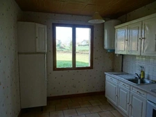 A VERNEUIL SUR VIENNE MAISON DE PLAIN PIED DE 95 M² 3 BELLES CHAMBRES SUR 1509 M² DE TERRAIN