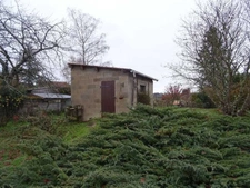 NEUVIC ENTIER A 20 MINUTES EST DE LIMOGES MAISON SUR SOUS SOL SEMI ENTERRE 4 CHAMBRES SUR UN TERRAIN DE 3000 M²