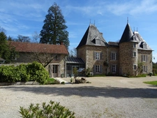 SECTEUR SAINT HILAIRE LES PLACES PROCHE DE NEXON EN HAUTE VIENNE MAGNIFIQUE MANOIR DU 17EME DE 280 M² HABITABLES SUR 17862 M² DE TERRAIN AVEC UN ETANG DE 6000 M² ET PISCINE