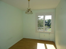 LIMOGES SECTEUR SUD BEL APPARTEMENT  F3 D'ENVIRON 60 M² AU PREMIER ETAGE SANS ASCENCEUR DEUX CHAMBRE