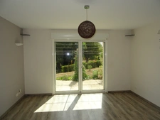SECTEUR AMBAZAC VASTE ET BELLE MAISON DE 122 M² SUR SOUS-SOL SEMI ENTERRE 4 CHAMBRES SUR UN TERRAIN DE 2900 M²