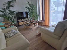 Maison rénovée 3 chambres sur sous sol, comble aménageable  Terrain clos arboré 910 m