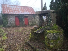 15 km sud de Bourbriac opportunité agricole, 7,3 hectares en pleine nature près du lac de Kerné Uhel 